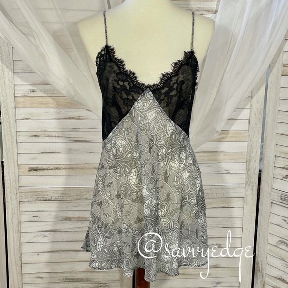 Vintage Victoria’s Secret Chemise